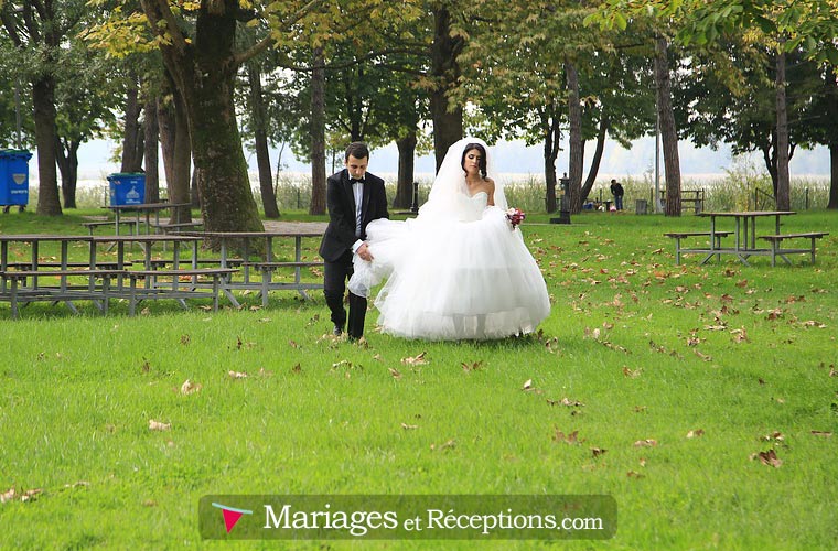 Partagez vos photos et vos vidéos en toute sécurité : toutes les étapes de votre mariage dans un seul et même endroit 